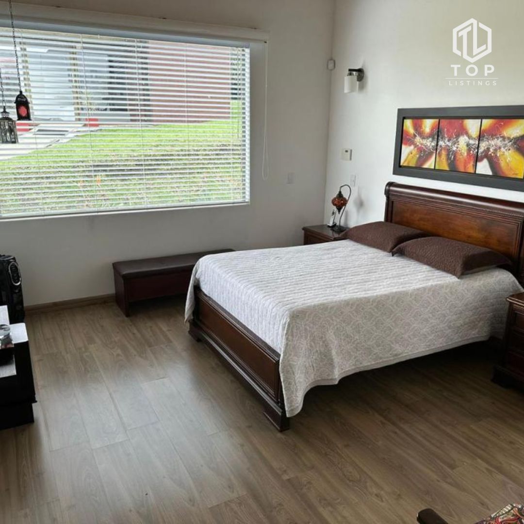 Cozy and private property for sale. (in Santa Helena - Medellín)