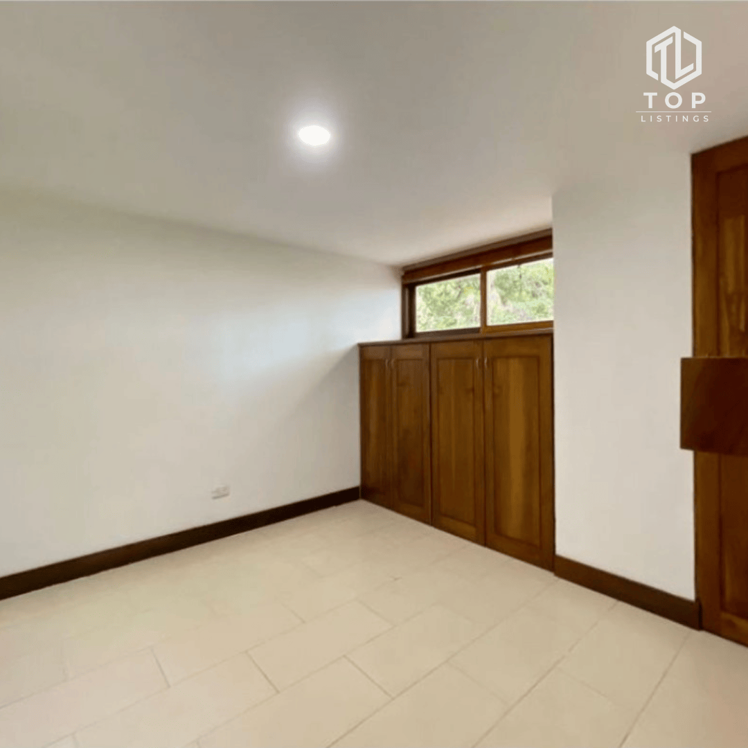 Gorgeous house for sale located (in El Retiro, Antioquia)