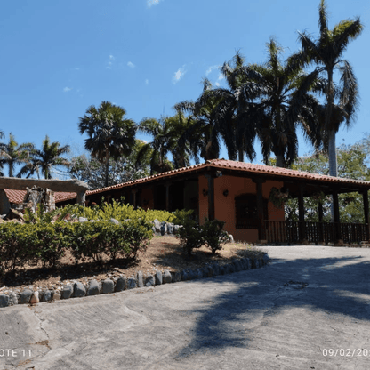 Beautiful country house located in (Santa fe de Antioquia)