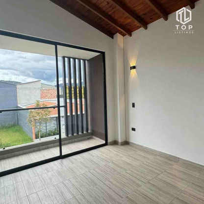 New just finished house for sale (in La Ceja - Close to Medellín)