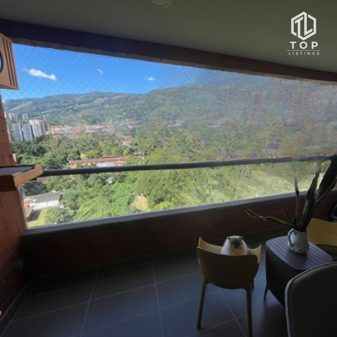 Cozy and comfortable apartment for sale (in Loma de las Brujas - Envigado)