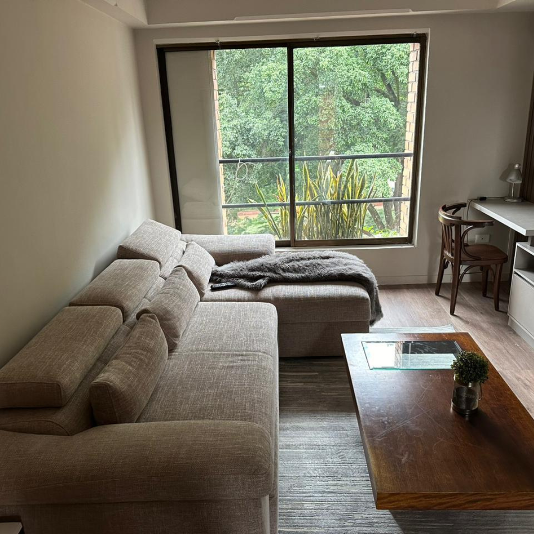 Comfortable apartment for sale. Located in the exclusive area of El Poblado (In Astorga - Medellin)