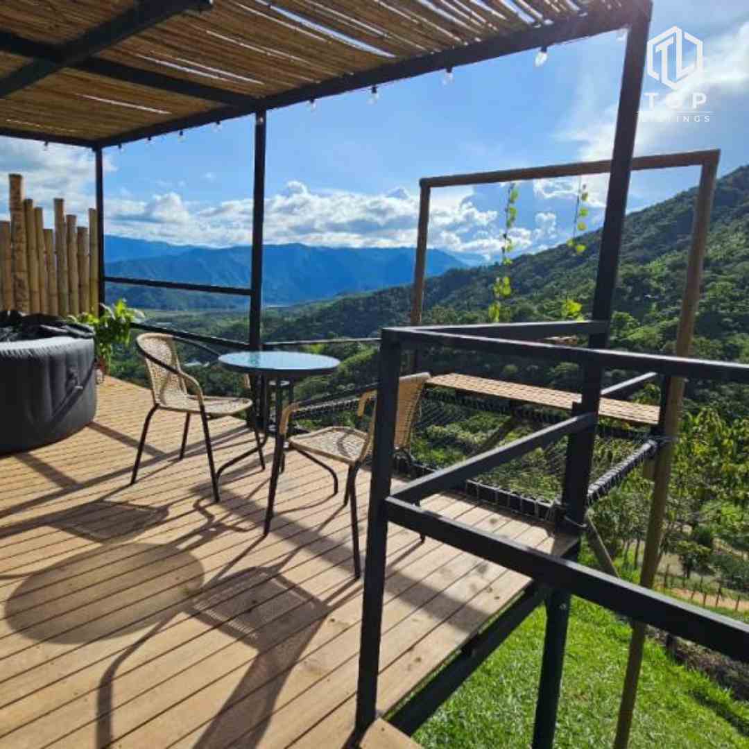 Glamping Hotel for Sale (Vereda La Vega - 1 hour from Medellín)