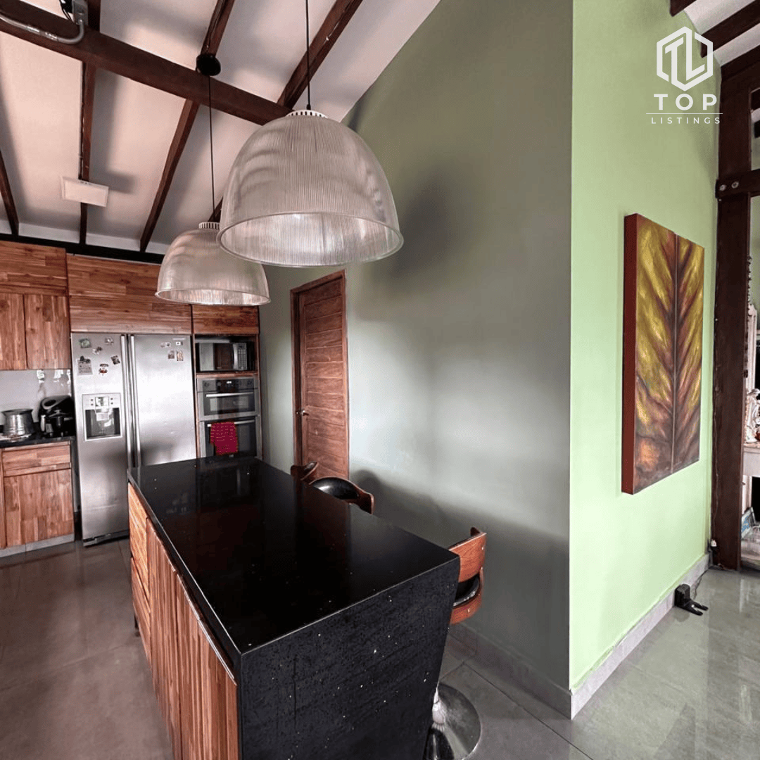 For sale country house in (Sabaneta, Antioquia)