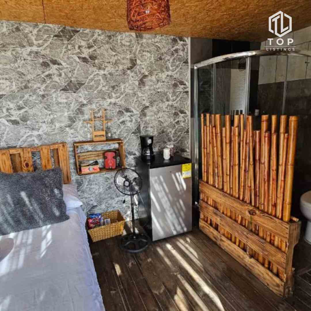 Glamping Hotel for Sale (Vereda La Vega - 1 hour from Medellín)