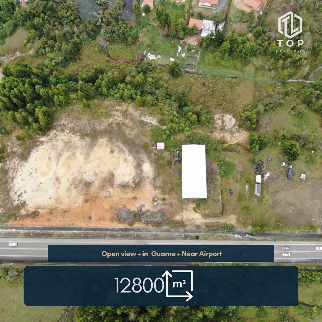 Lote for sale, located in the prestigious area, close to the international airpot. (in Guarne)